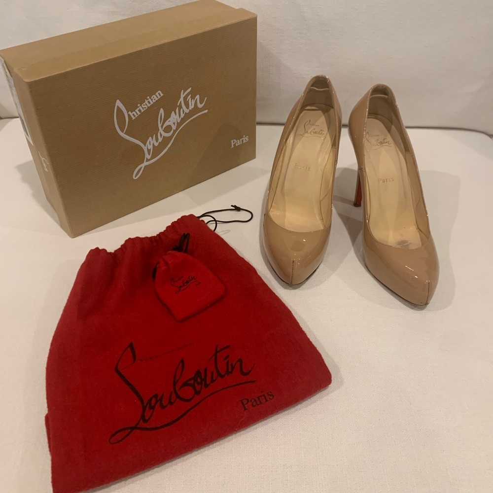 Christian Louboutin Nude a patent Rolando Heel